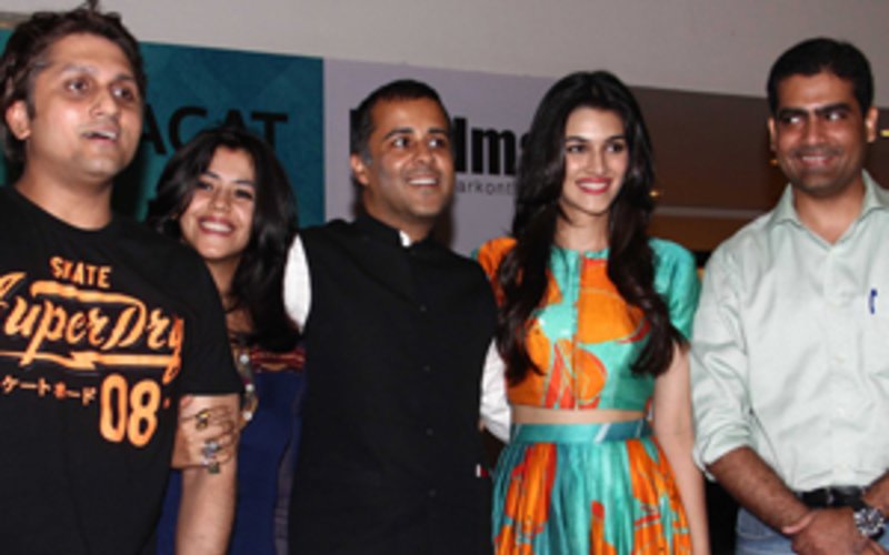 The Cast Of 'half Girlfriend' Revealed & Tabu's Special Screening For 'haider'
